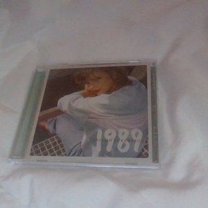 1989 (Taylor's Version) Aquamarine Green NO POLAROIDS